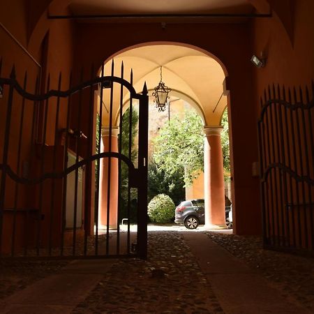 Il Nome Della Rosa Apartment Bologna Exterior photo