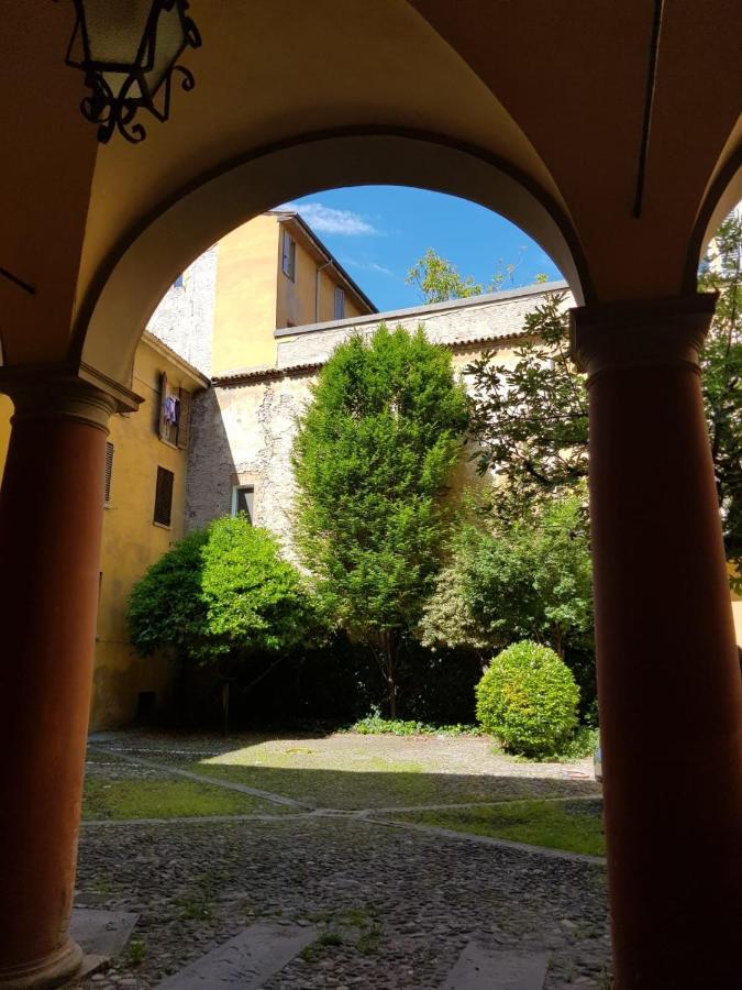 Il Nome Della Rosa Apartment Bologna Exterior photo