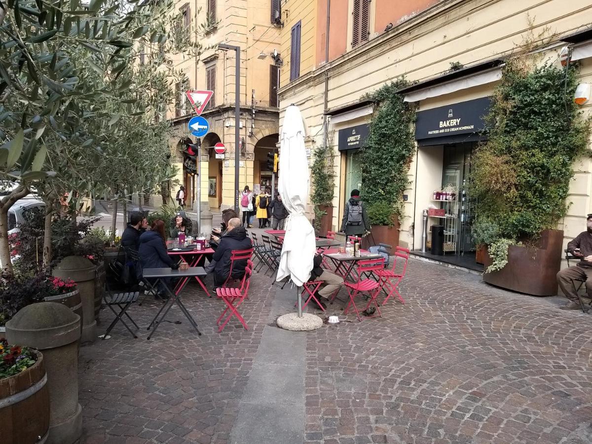 Il Nome Della Rosa Apartment Bologna Exterior photo